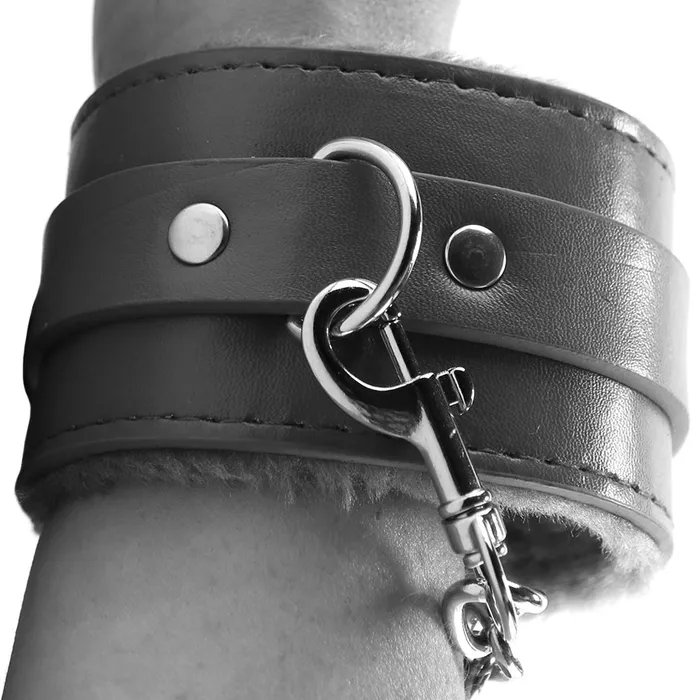 Black White Plush Ankle Cuffs Shots Toys Anal Black White Plush Ankle Cuffs Shots Toys Anal