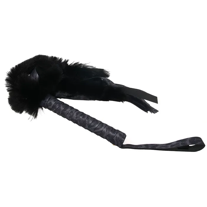 Sex Mischief Cougar Faux Fur Flogger Sportsheets Couples
