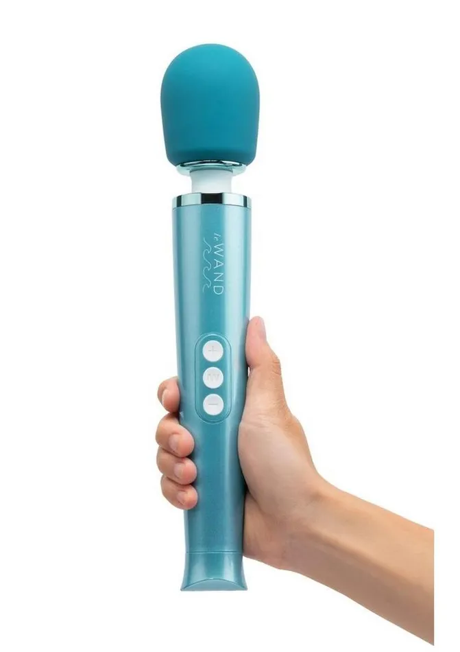 Le Wand Dive Submersible Rechargeable Silicone Vibrating Massager Le Wand Female Sex Toys Le Wand Dive Submersible Rechargeable Silicone Vibrating Massager Le Wand Female Sex Toys