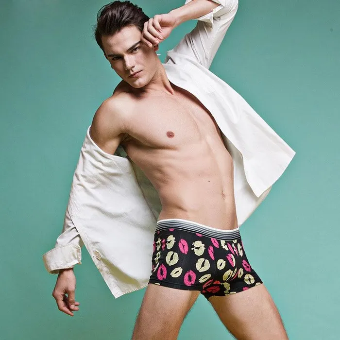 Male Sex Toys Ice Silk Soft Breathable Fashion Young Mens Boxers Cartoon Skull Personality U Pouch Seamless Underpants Versaley