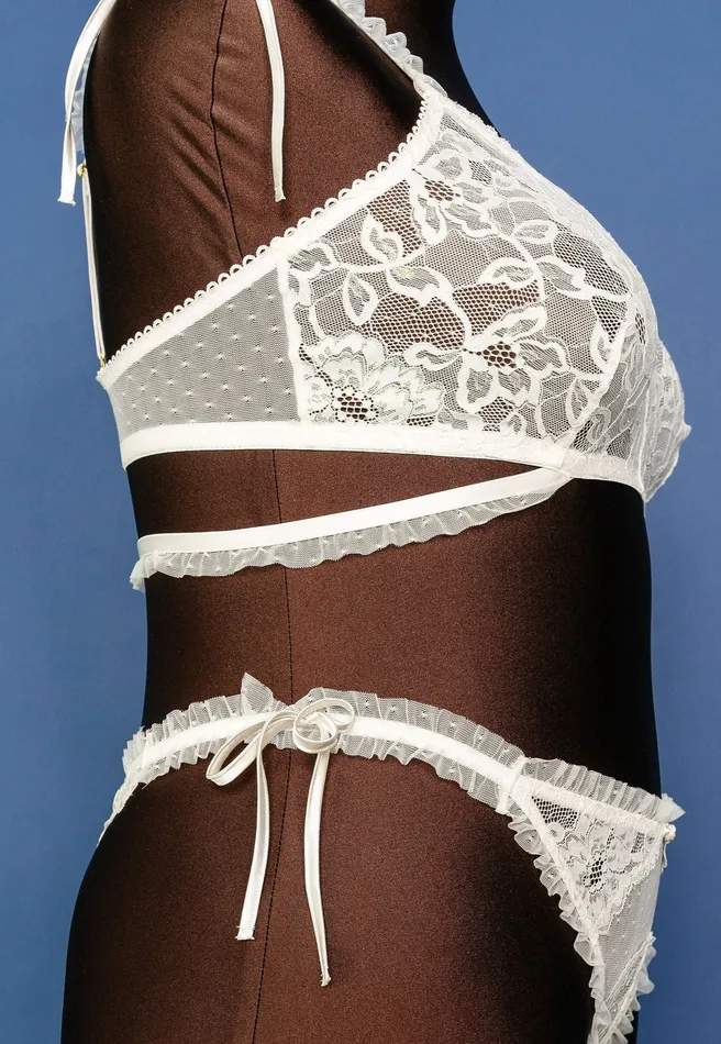 Mentionables Female Sex Toys Lacy Ruffle Strap Bralette Iridescent Cream Mentionables Female Sex Toys Lacy Ruffle Strap Bralette Iridescent Cream