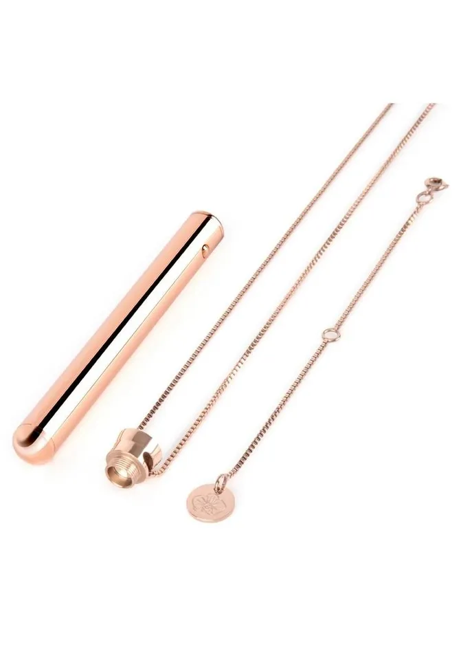 Le Wand Le Wand Vibrating Necklace Rechargeable Silicone Discreet Vibrator Female Sex Toys Le Wand Le Wand Vibrating Necklace Rechargeable Silicone Discreet Vibrator Female Sex Toys